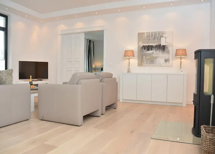 Philine - Apt. 24 Theresa *