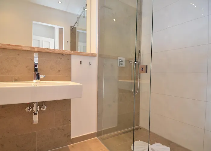 Philine - Apt. 24 Theresa